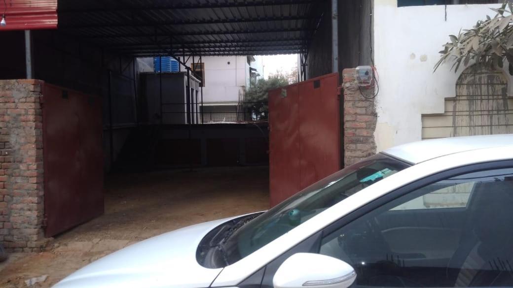 Nityanand Bed & Breakfast Allāhābād Junction Eksteriør bilde